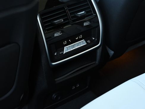 New 2026 BMW X5 xDrive50e w/ Executive Package image 26