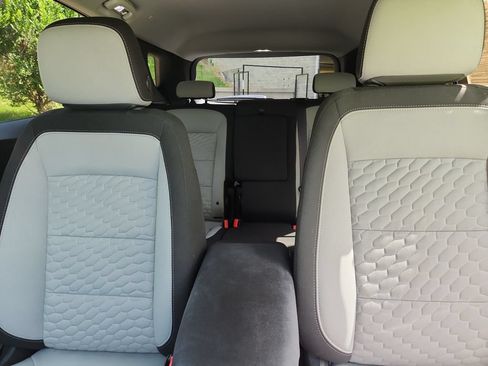 Used 2020 Chevrolet Equinox LS w/ LS Convenience Package FWD image 34