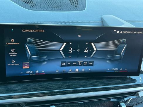 Used 2025 BMW X6 xDrive40i image 24