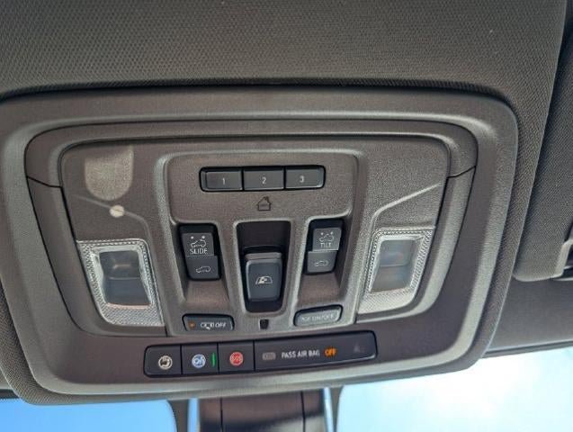 Used 2019 GMC Sierra 1500 Denali w/ Denali Ultimate Package AWD/4WD image 40
