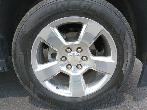 Used 2018 Chevrolet Tahoe Premier AWD/4WD image 11