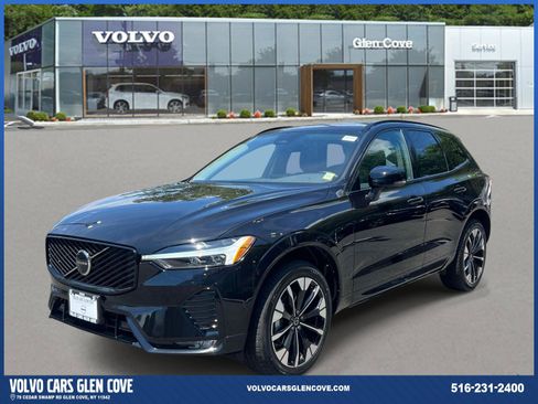 Used 2026 Volvo XC60 B5 Plus w/ Protection Package Premier AWD/4WD image 2