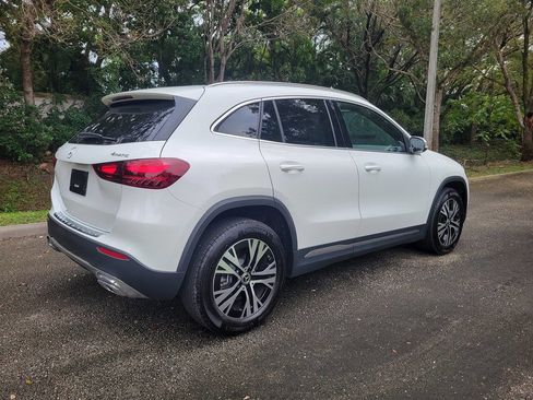 Used 2025 Mercedes-Benz GLA 250 4MATIC image 7
