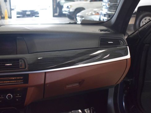 Used 2013 BMW 528i Sedan RWD image 51