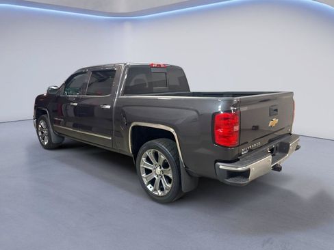 Used 2015 Chevrolet Silverado 1500 LTZ Z71 w/ LTZ Plus Package AWD/4WD image 5