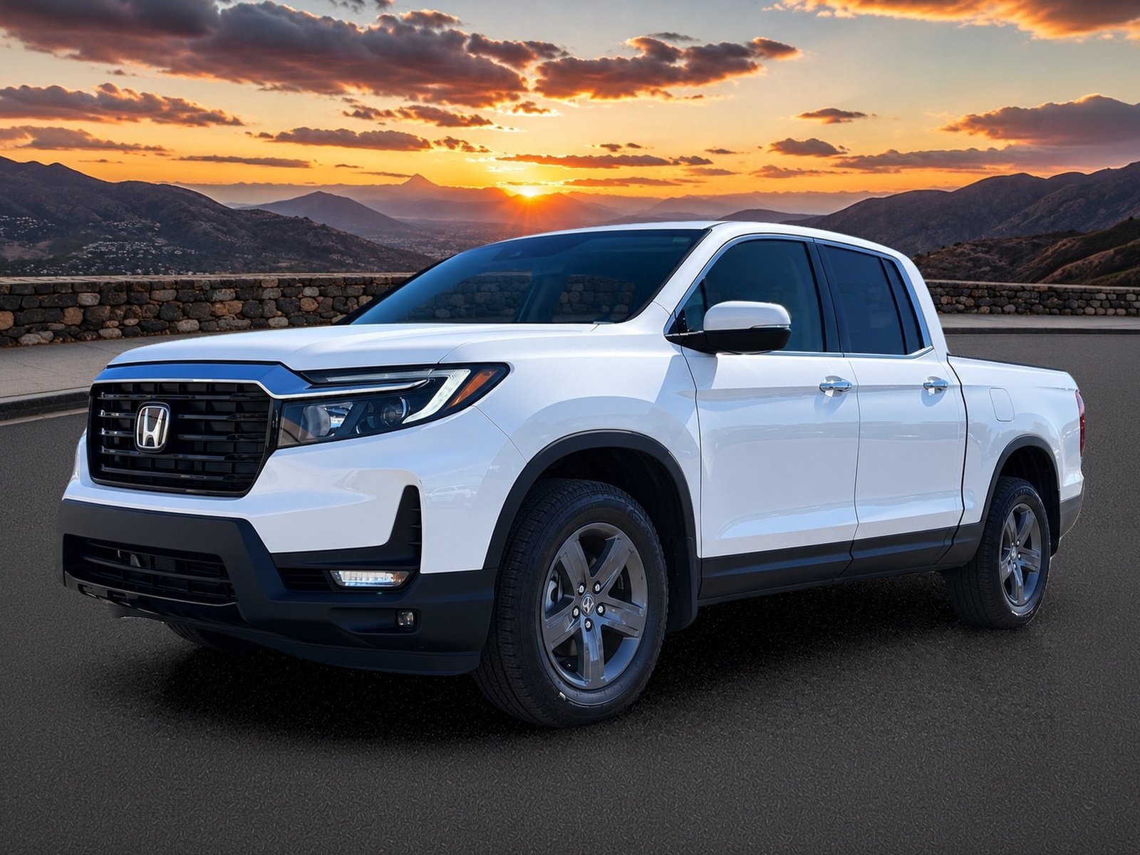 Used 2023 Honda Ridgeline RTL-E image 2