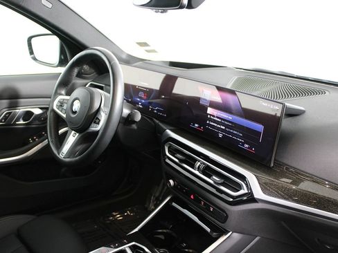 Used 2023 BMW 330i Sedan w/ M Sport Package image 15