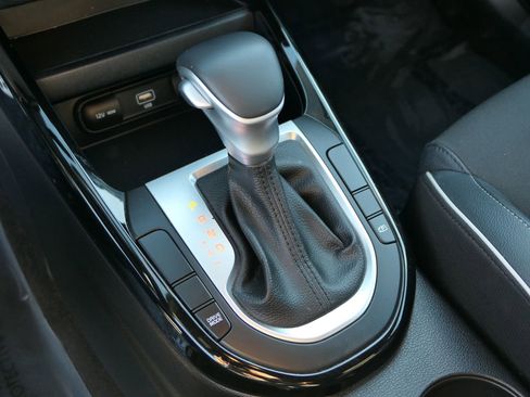 Used 2023 Kia Forte GT-Line image 22