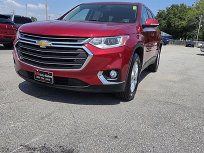 Used 2020 Chevrolet Traverse LT