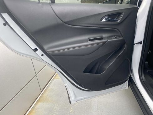 Used 2020 Chevrolet Equinox Premier image 13