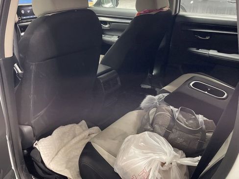 Used 2023 Honda CR-V LX image 10