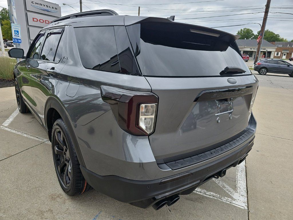 Used 2023 Ford Explorer ST w/ Equipment Group 401A AWD/4WD image 16