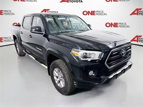 Certified 2017 Toyota Tacoma SR5 image 1