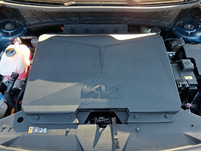 Certified 2023 Kia Niro Wind FWD image 28