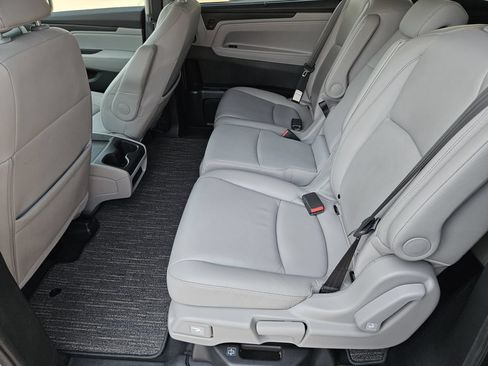 Used 2024 Honda Odyssey EX-L image 14