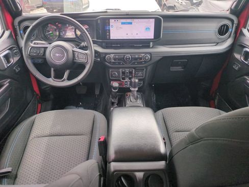 Used 2024 Jeep Wrangler Unlimited Rubicon 4xe AWD/4WD image 16