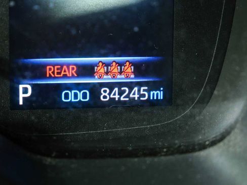 Used 2021 Toyota Corolla SE FWD image 8