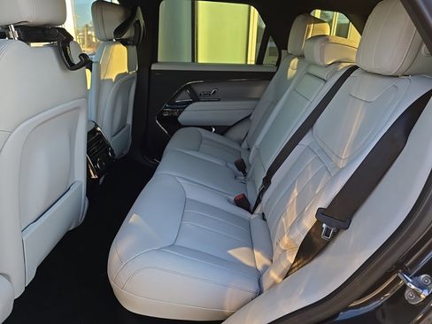 New 2026 Land Rover Range Rover Sport SE image 8