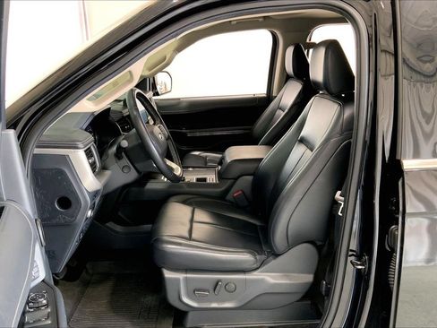 Used 2022 Ford Expedition Max XLT RWD image 15