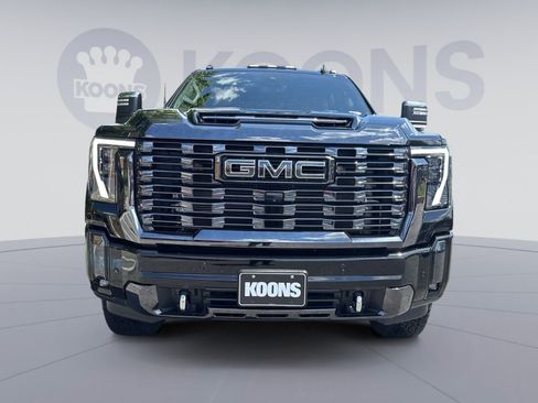 Used 2024 GMC Sierra 2500 Denali Ultimate w/ Snow Plow Prep/Camper Package AWD/4WD image 10
