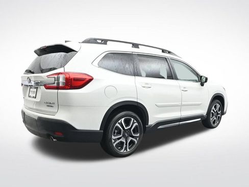 Used 2026 Subaru Ascent Limited w/ Popular Package #2 AWD/4WD image 8
