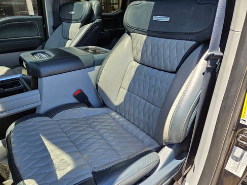 Used 2024 Ford F350 Limited AWD/4WD image 22