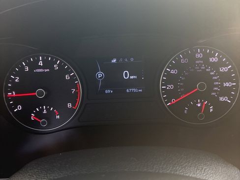 Used 2018 Kia Optima EX image 9