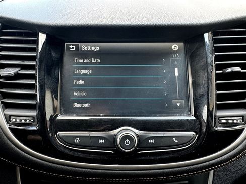 Used 2017 Chevrolet Trax LT w/ LT Convenience Package image 16