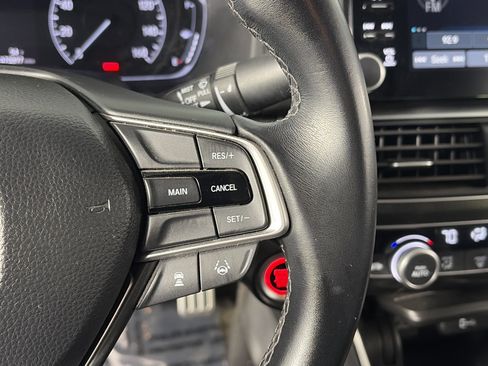 Used 2019 Honda Accord Sport image 27