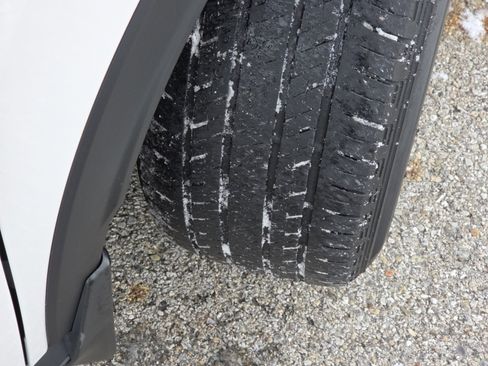 Used 2024 Honda CR-V EX-L image 14