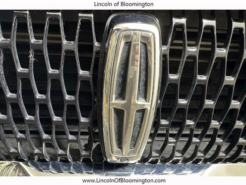 Used 2021 Lincoln Aviator Reserve w/ Equipment Group 210A AWD/4WD image 8