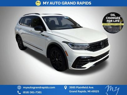 Used 2022 Volkswagen Tiguan SE R-Line