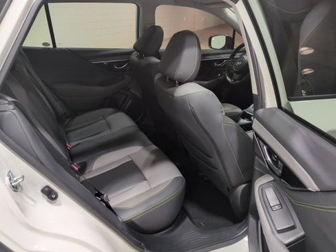 Used 2024 Subaru Outback Onyx Edition AWD/4WD image 12