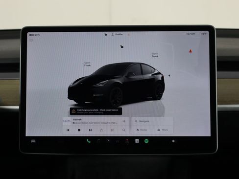 Used 2023 Tesla Model Y Performance image 22