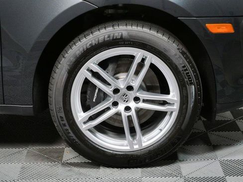 Certified 2026 Porsche Macan Turbo AWD/4WD image 39