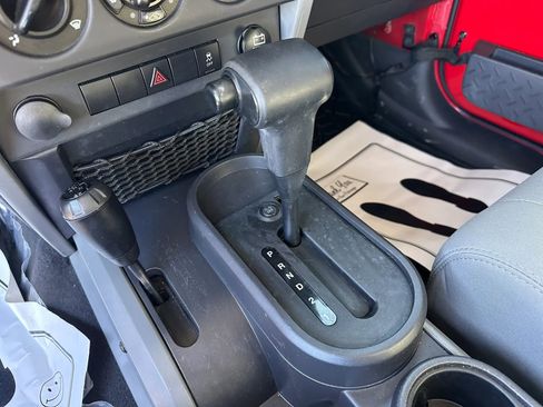 Used 2010 Jeep Wrangler Sport image 21