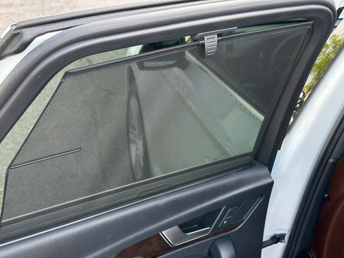 Used 2019 Audi Q5 2.0T Premium Plus w/ Premium Plus Package image 17