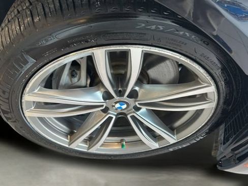 Used 2019 BMW 750i xDrive w/ M Sport Package AWD/4WD image 22