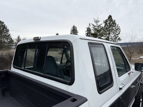 Used 1993 Ford F250 XLT 2dr 4WD Extended Cab LB HD image 37