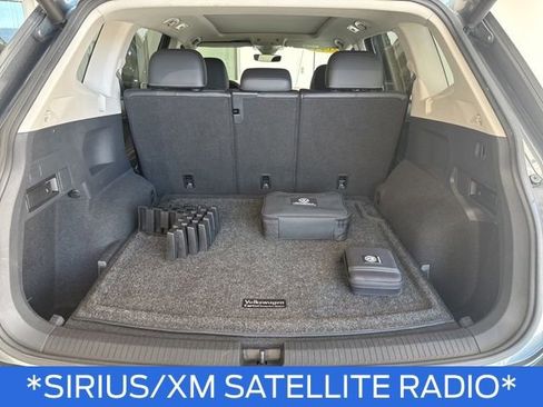 Used 2021 Volkswagen Tiguan SEL image 18