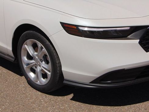 New 2026 Honda Accord LX image 2
