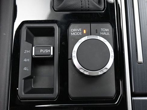 Used 2024 Toyota Tundra Platinum image 26