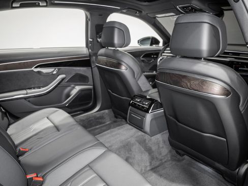 Used 2025 Audi A8 L 3.0T AWD/4WD image 23