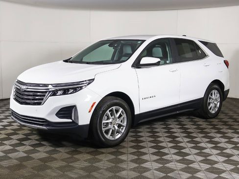Used 2024 Chevrolet Equinox LT image 7