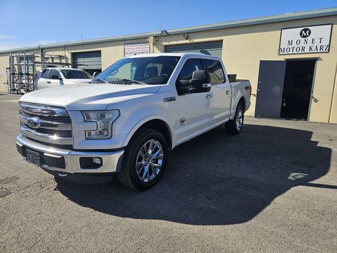 Used 2015 Ford F150 King Ranch w/ Equipment Group 601A Luxury image 8