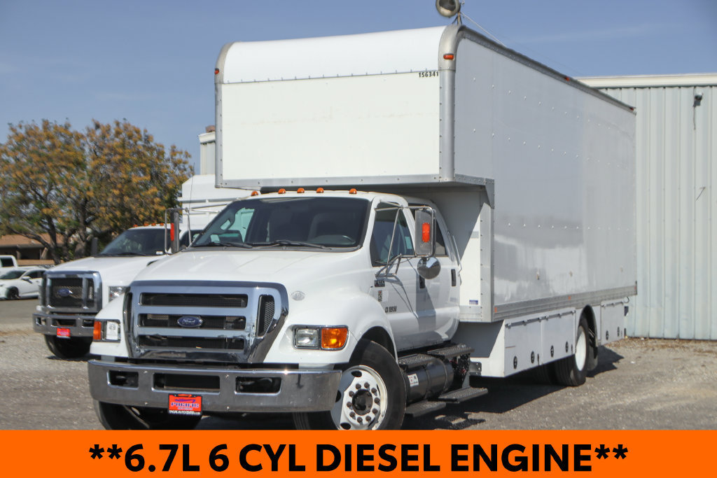 Used 2015 Ford F650 2WD Crew Cab Super Duty image 3