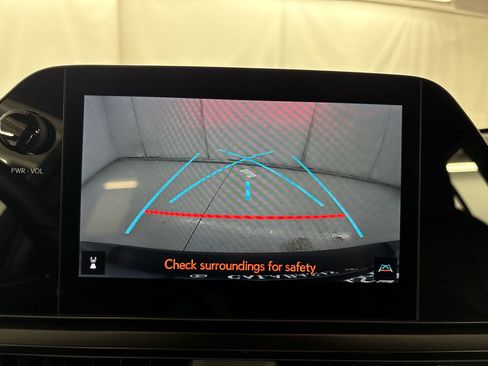 Used 2024 Lexus UX 250h FWD image 19