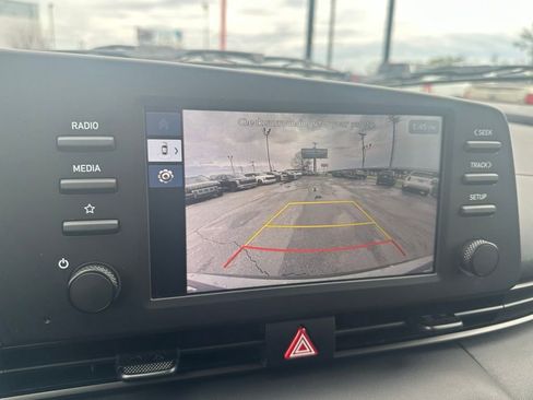 Used 2025 Hyundai Elantra Sport FWD image 16