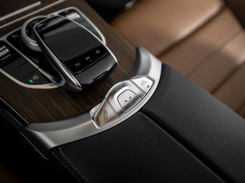 Used 2023 Mercedes-Benz C 300 Cabriolet image 33