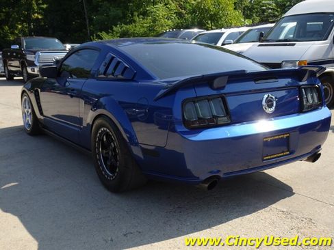 Used 2007 Ford Mustang GT RWD image 9